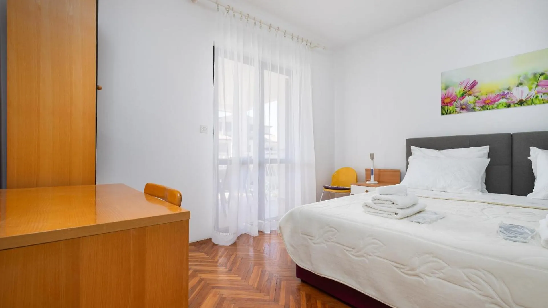 Apartment Ana With Terrace & Pet-Friendly Porec 0*,